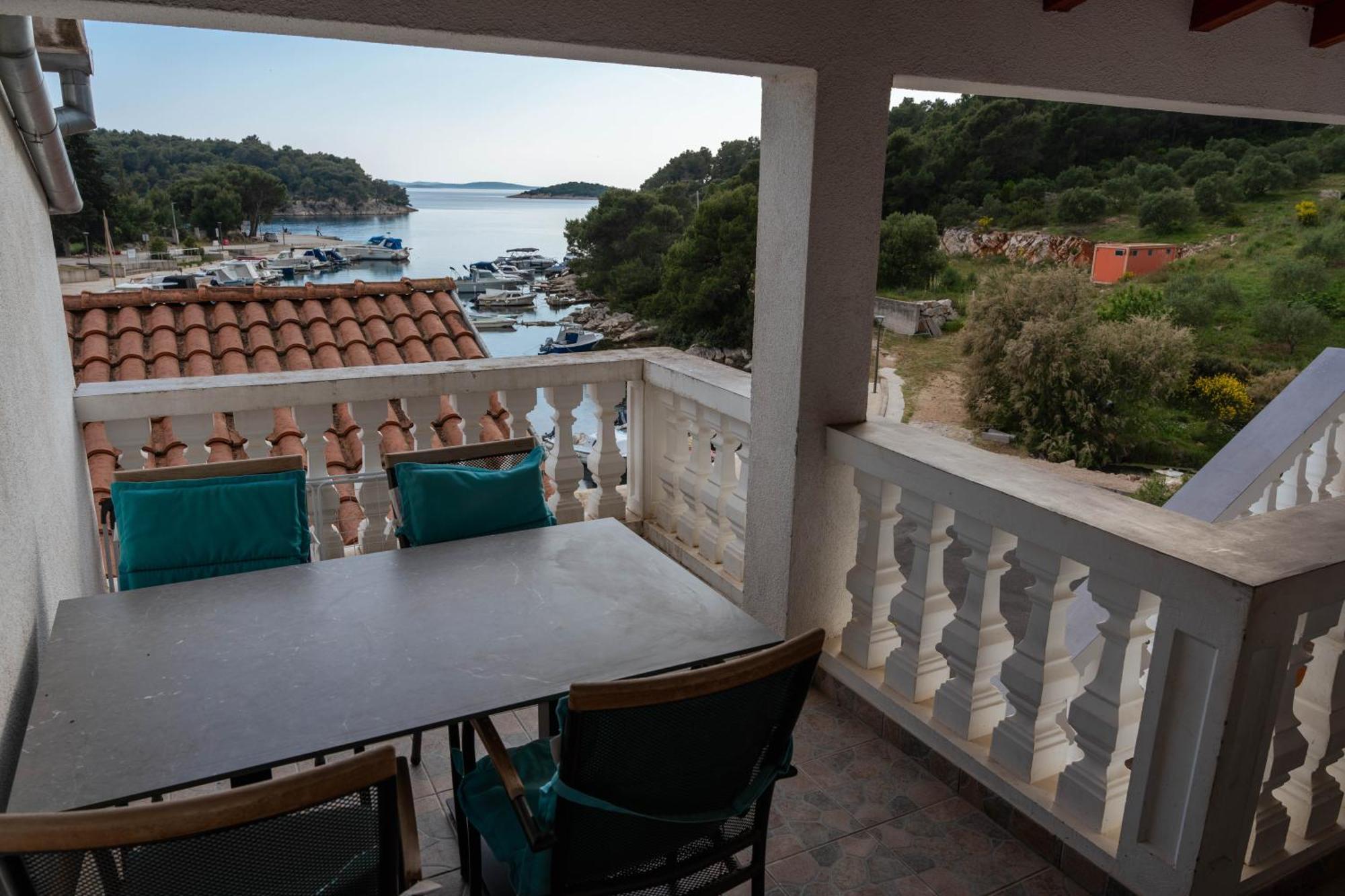 Plavi Val Apartments Tribalj Kültér fotó